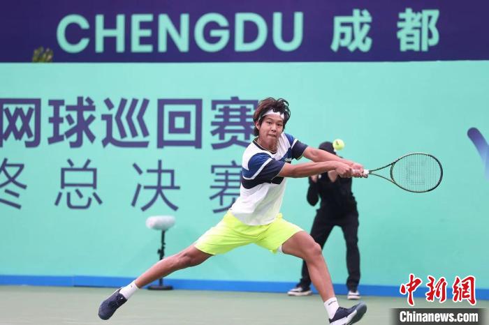 中国小将周意首战失利 青少年网球年终赛成都开