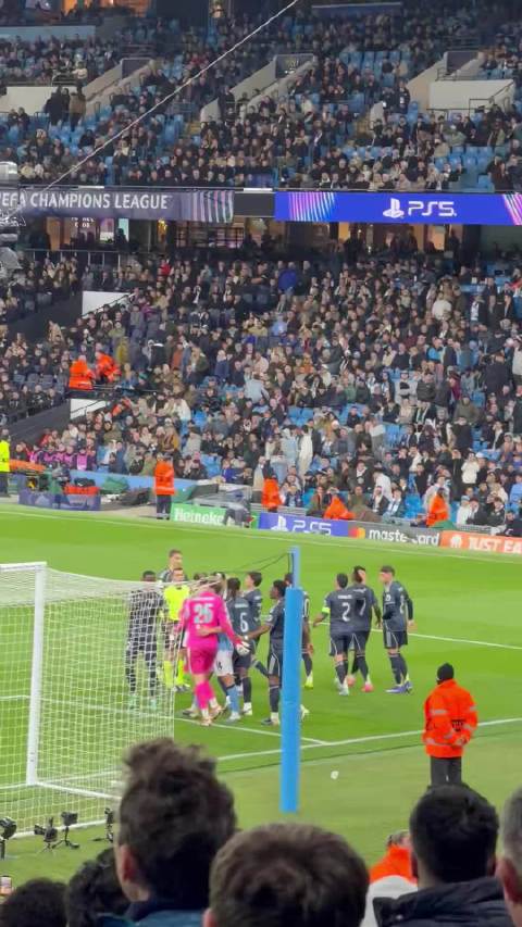 B席手球判罚引争议 姆巴佩冲击足坛第一人 瓜迪