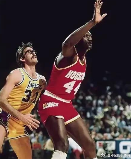 休斯顿火箭队史五大传奇球星排名揭晓