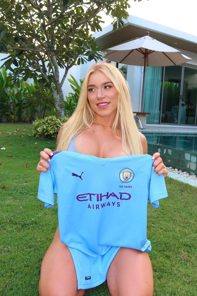 曼城足总杯4-0力克利物浦 女星承诺按网友评论行