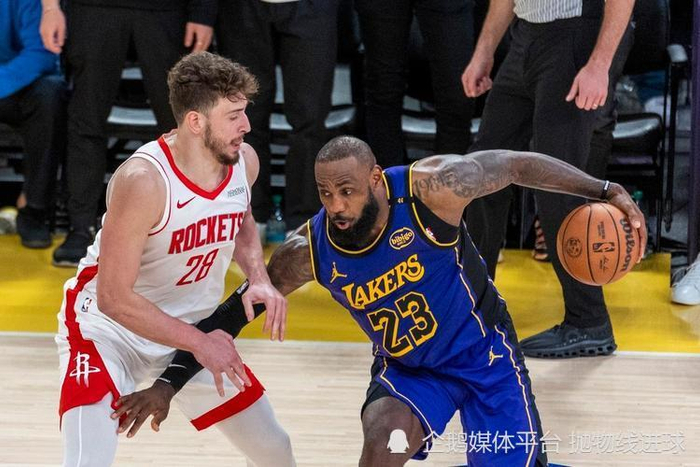 湖人队如何利用战术部署逆袭火箭队